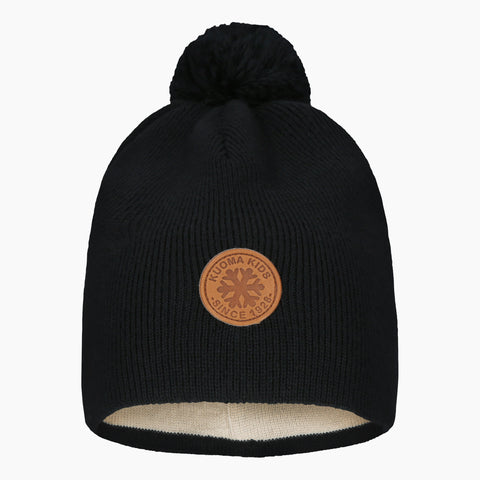 Kuoma Halla vintermössa, Black